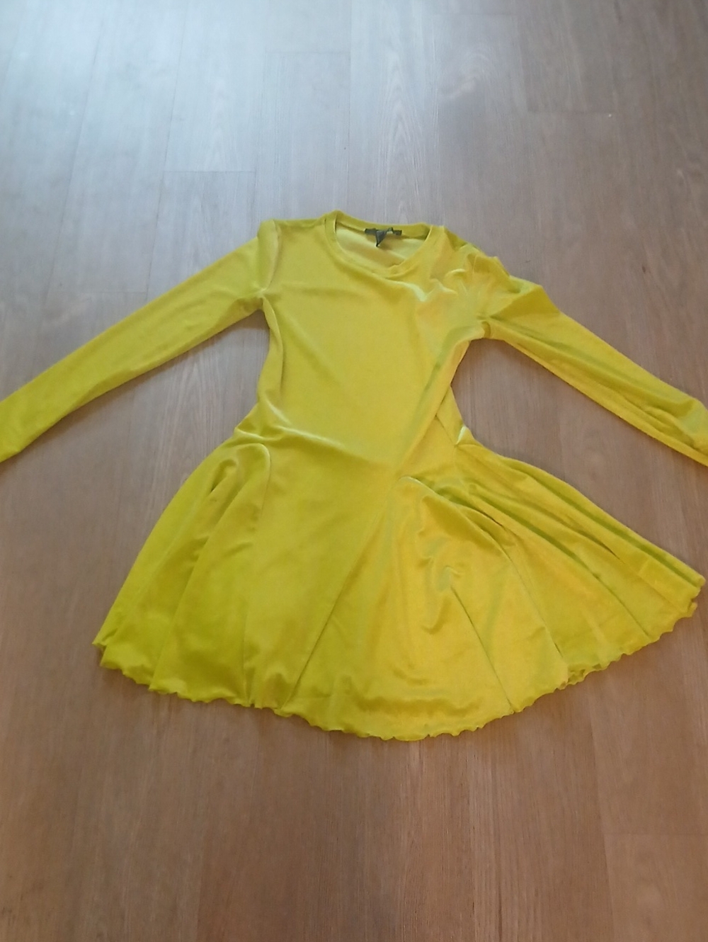 0Hourglass Lime Dress